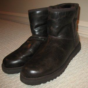 UGG Ladies Winter Ankle Boots